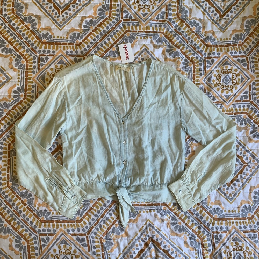 Cloth & Stone Light Blue Button Up Blouse with Tie Front